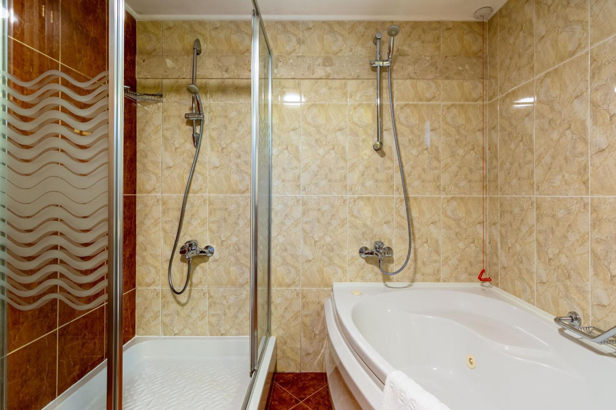 סאני ביץ' Helena Vip Villas And Suites מראה חיצוני תמונה