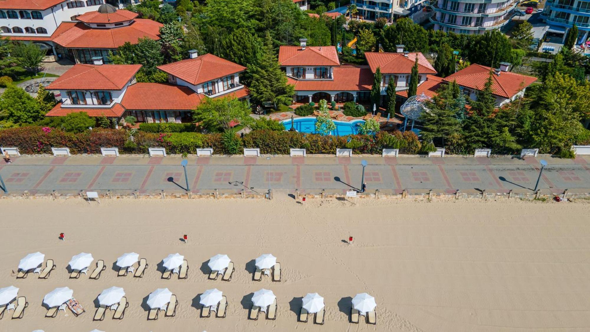 סאני ביץ' Helena Vip Villas And Suites מראה חיצוני תמונה