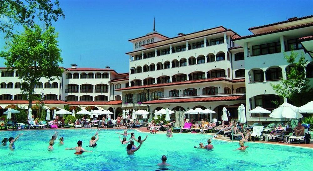 סאני ביץ' Helena Vip Villas And Suites מראה חיצוני תמונה
