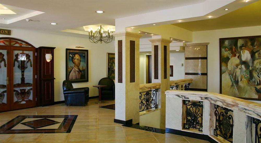 סאני ביץ' Helena Vip Villas And Suites מראה חיצוני תמונה