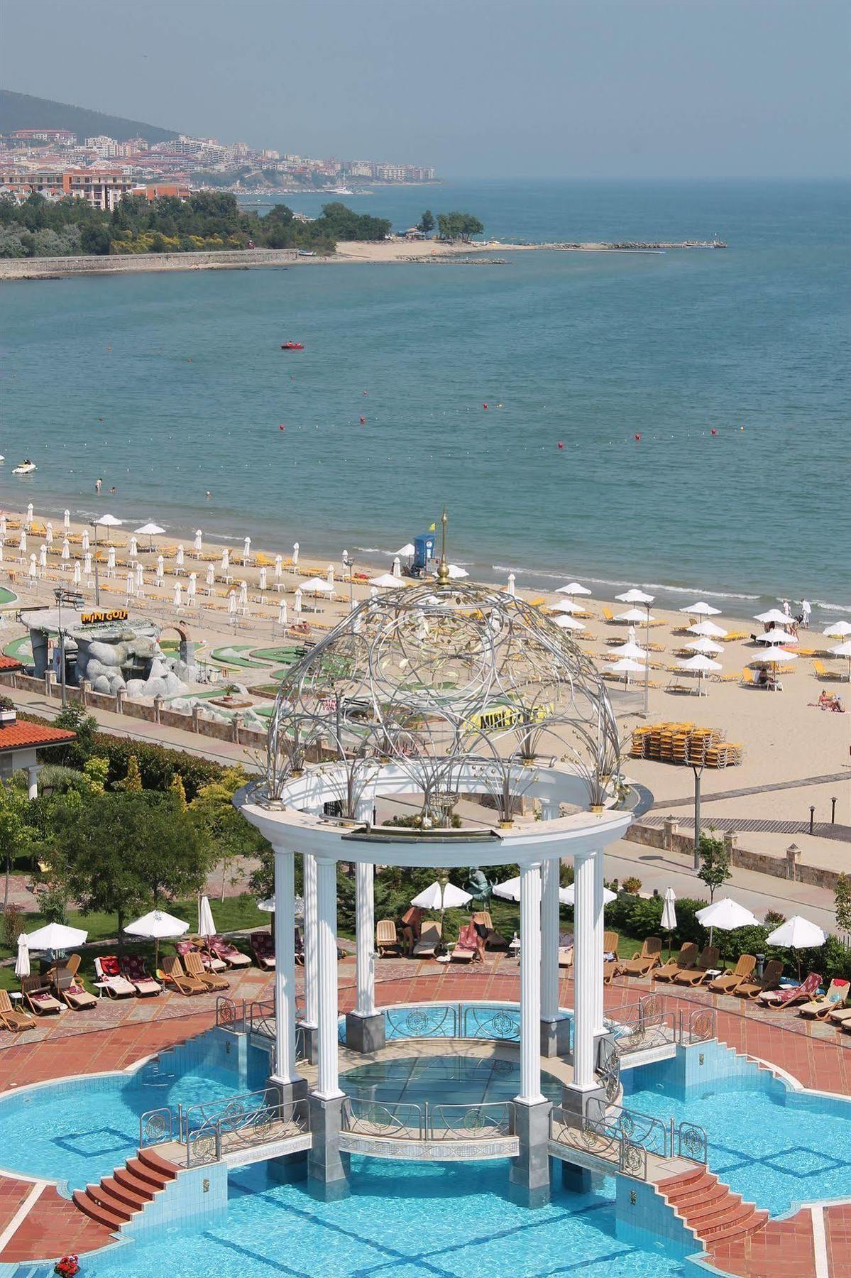 סאני ביץ' Helena Vip Villas And Suites מראה חיצוני תמונה